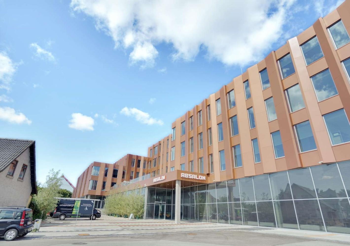 Forsiden/indgangen af Campus Slagelse